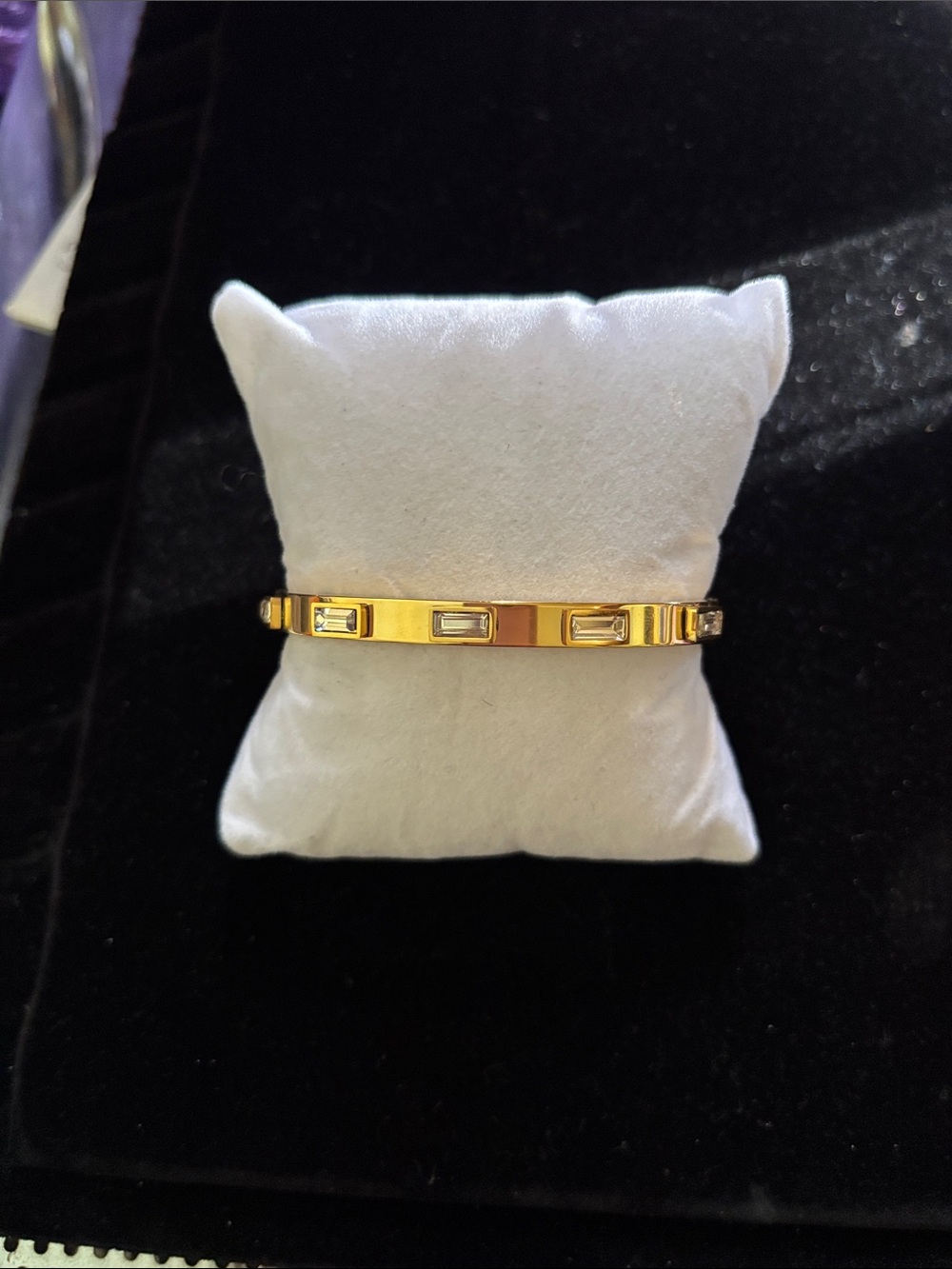 Classic Gold-Tone Baguette Accent Women’s Bracelet